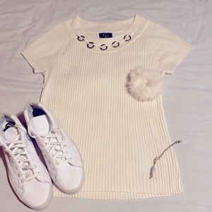 White Blouse 🤍✨👀